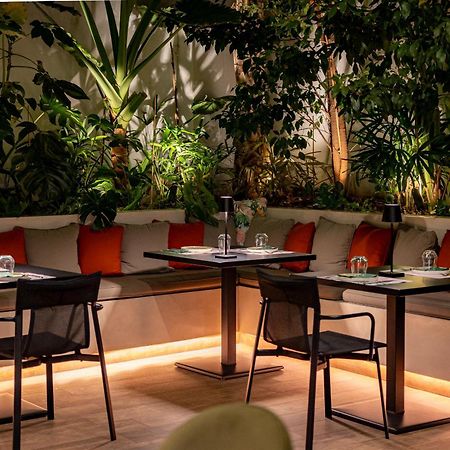 Ivis 4 Boutique Hotel Афіни Екстер'єр фото