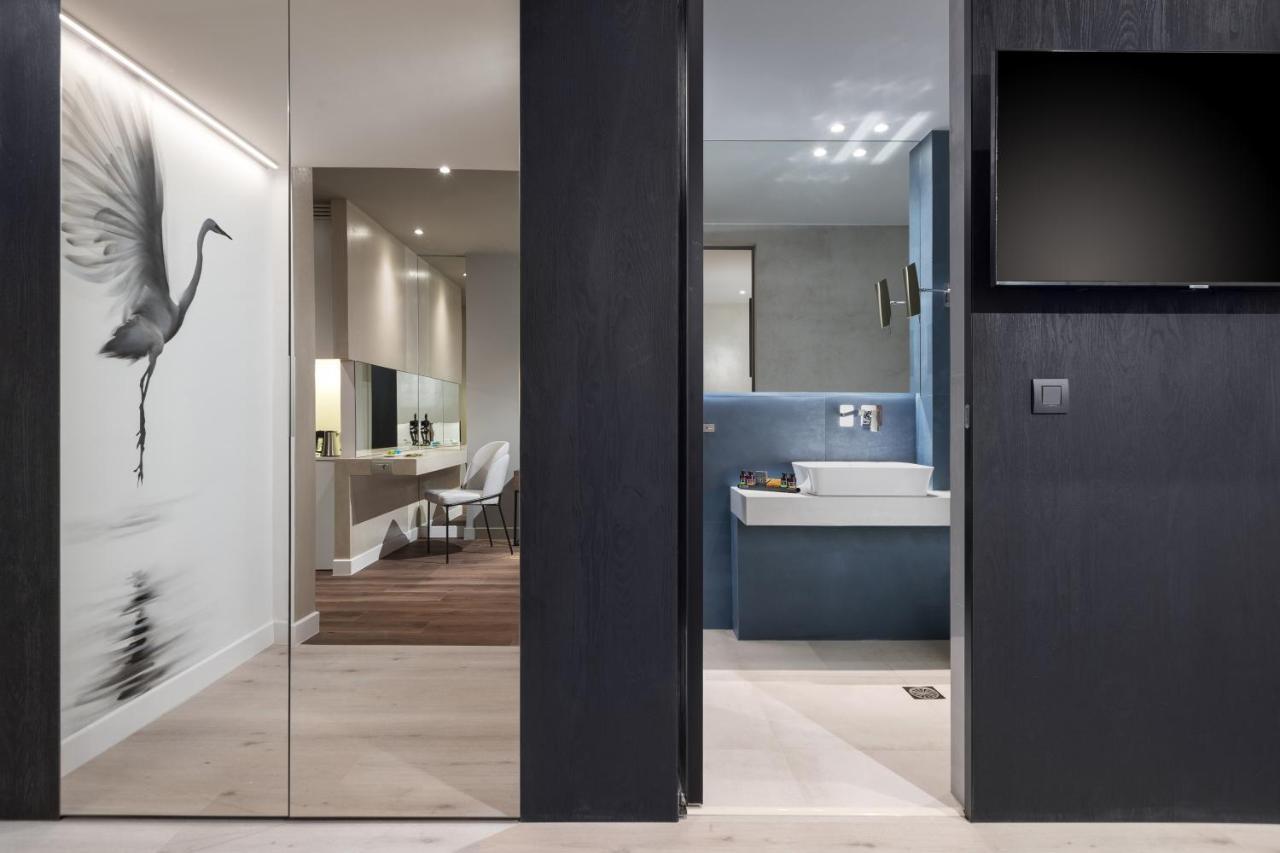 Ivis 4 Boutique Hotel Афіни Екстер'єр фото