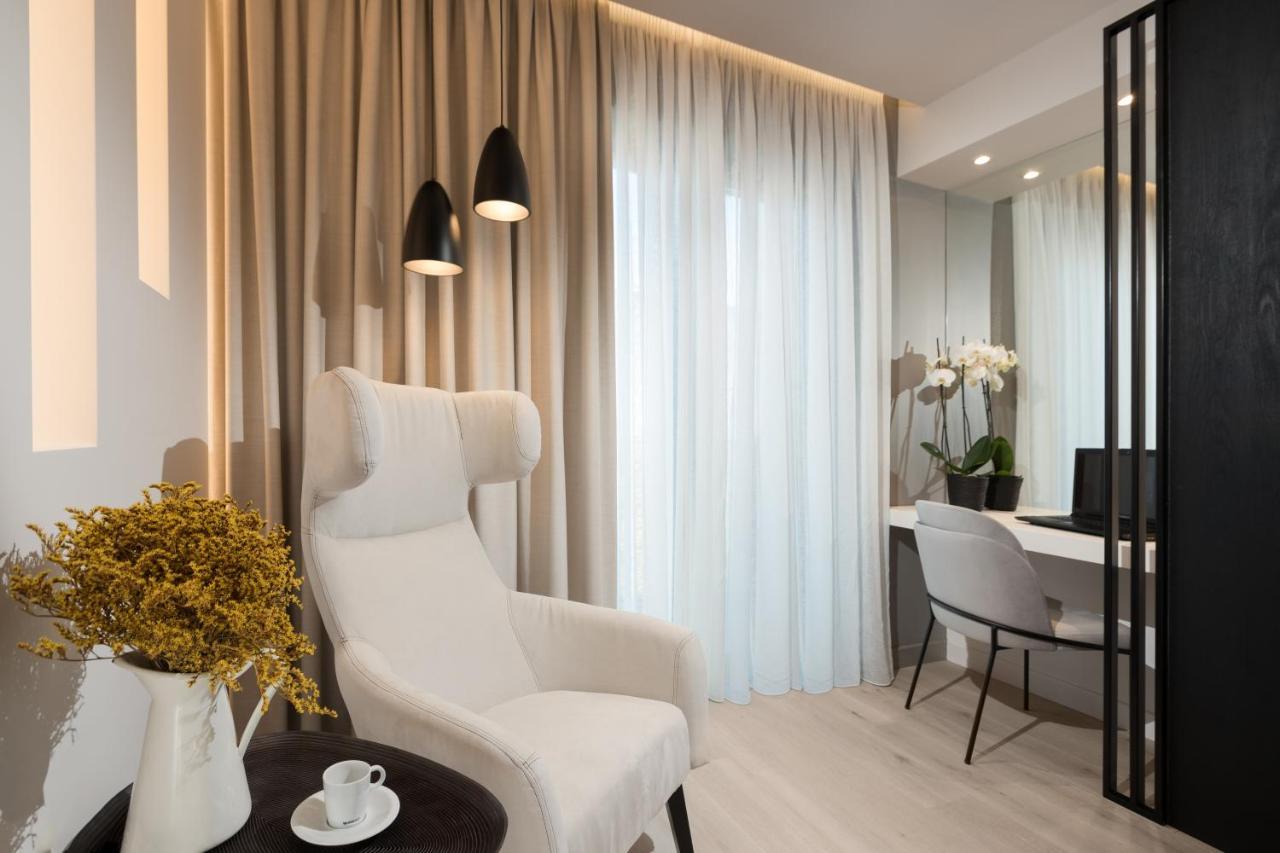 Ivis 4 Boutique Hotel Афіни Екстер'єр фото